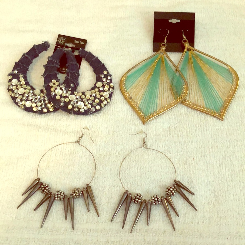 3 EARRING BUNDLE